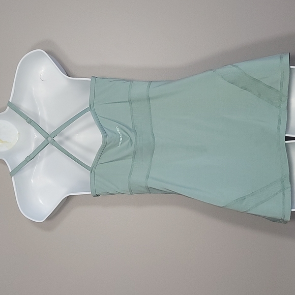 Workout Tank, Built-in Bralette - Picture 4 of 11